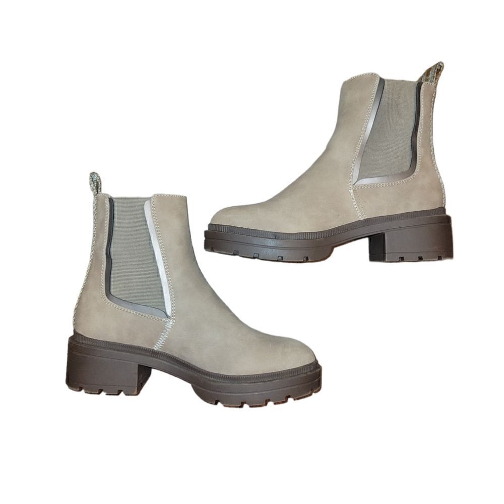 NWOT Rocket Dog IGGIE TAUPE CHELSEA BOOT 6.5 - Picture 9 of 15